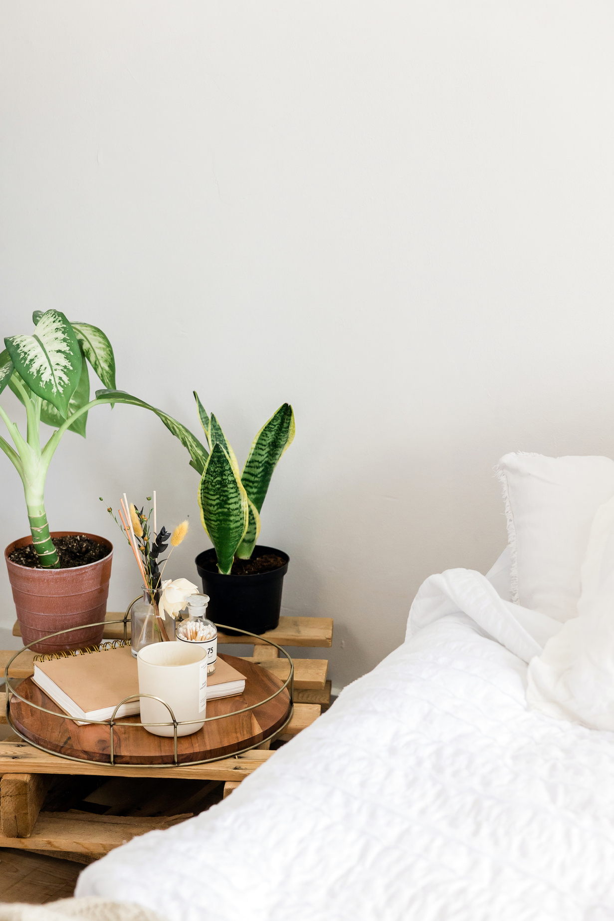 Relaxing bedside Table