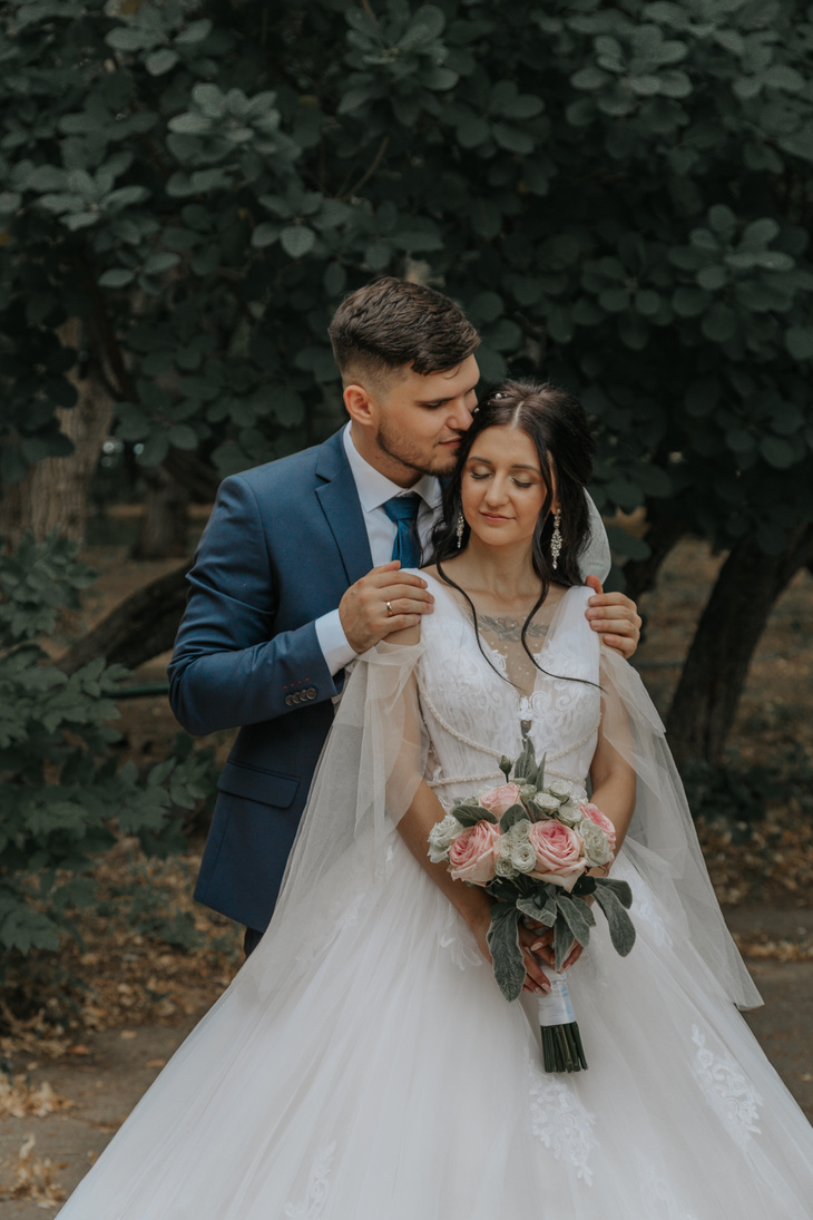 Wedding Photography of a Romantic Couple